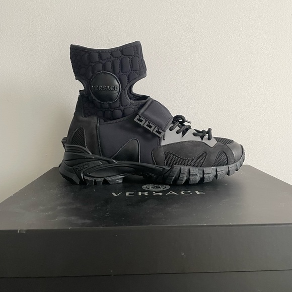 versace vibram